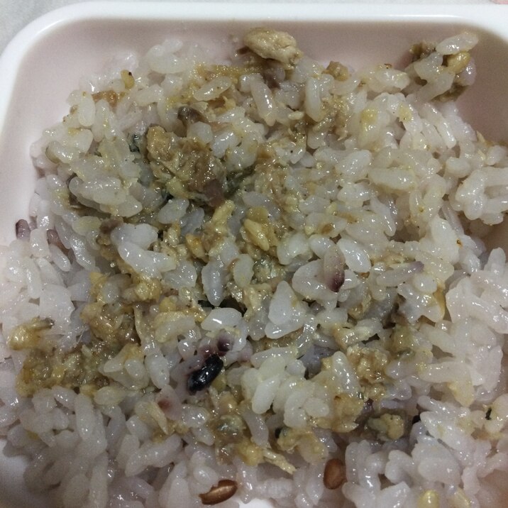 秋刀魚そぼろで混ぜ御飯